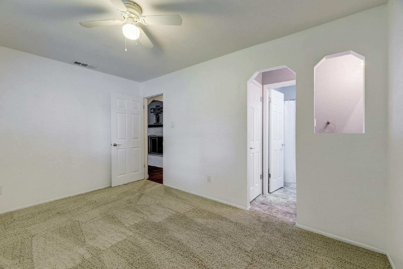 Gallery Image 16