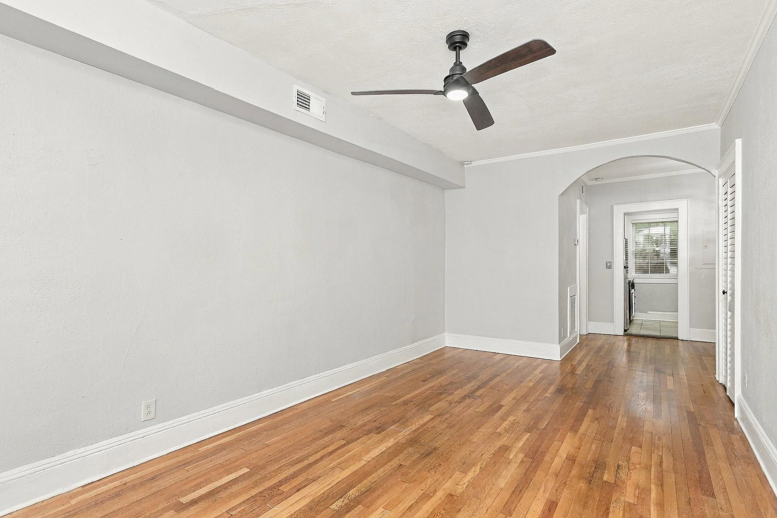 Gallery Image 19