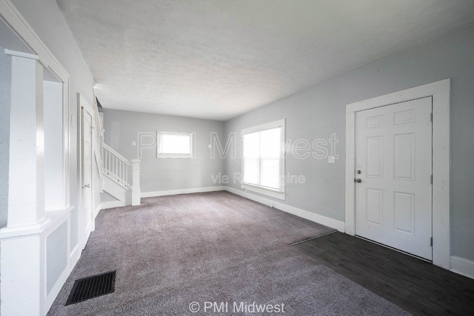 Gallery Image 0