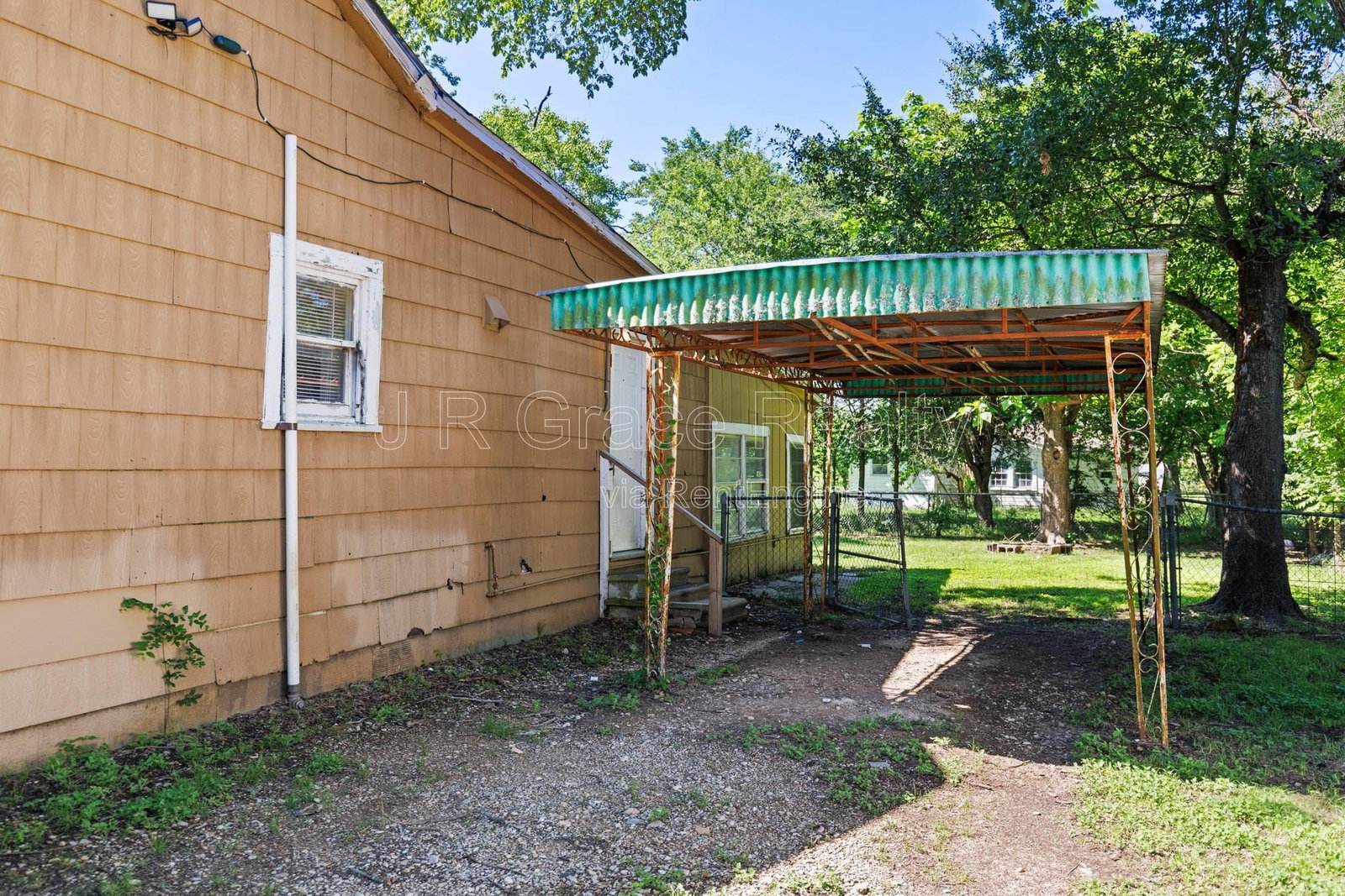 Gallery Image 19