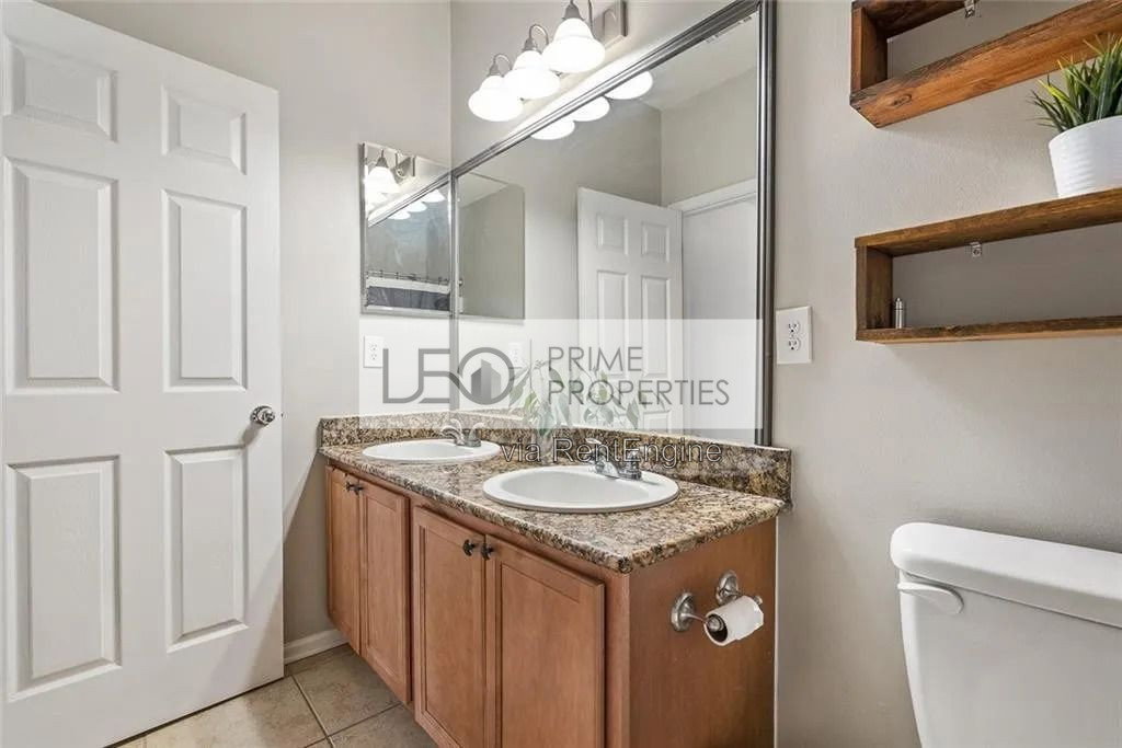 Gallery Image 15