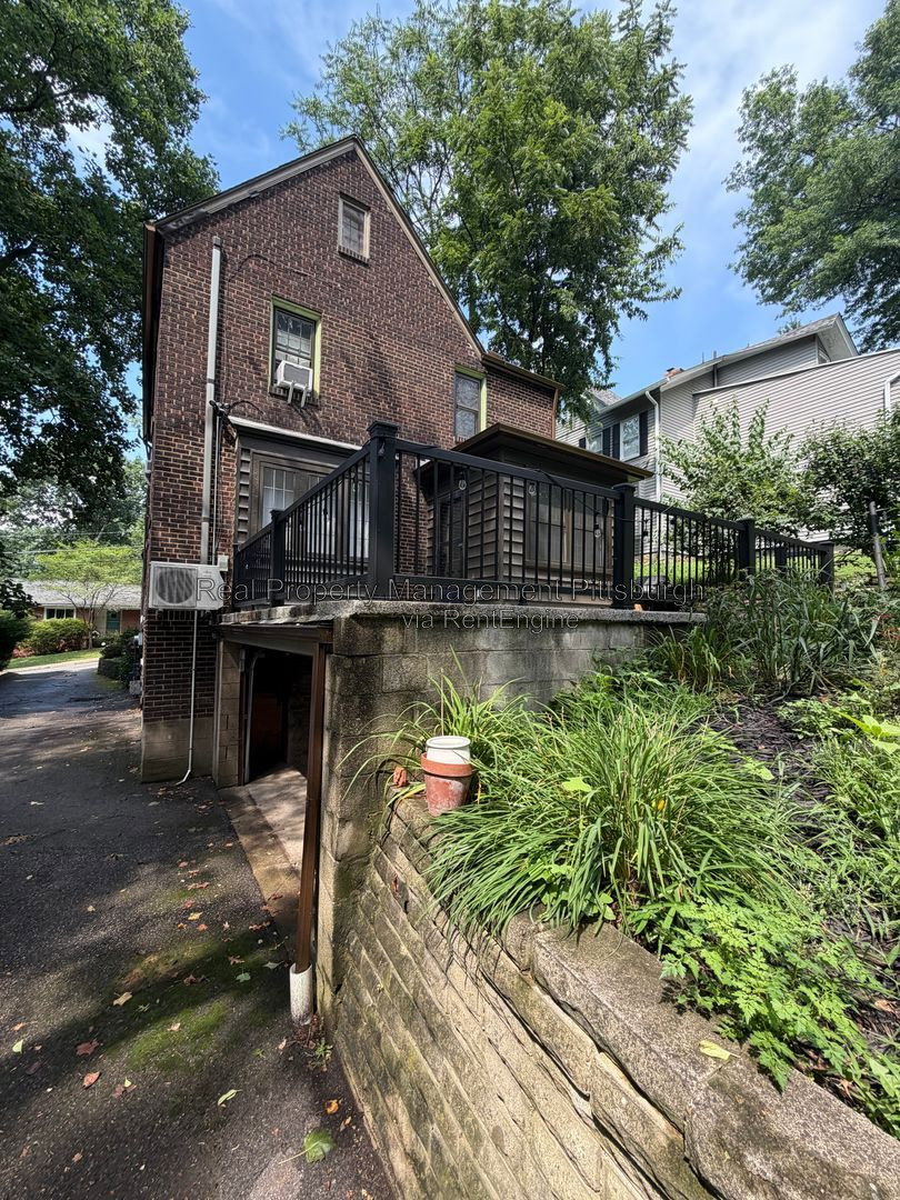 Gallery Image 25
