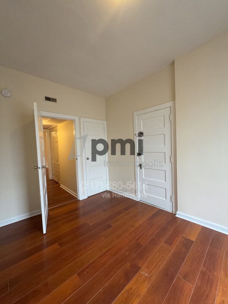 Gallery Image 16