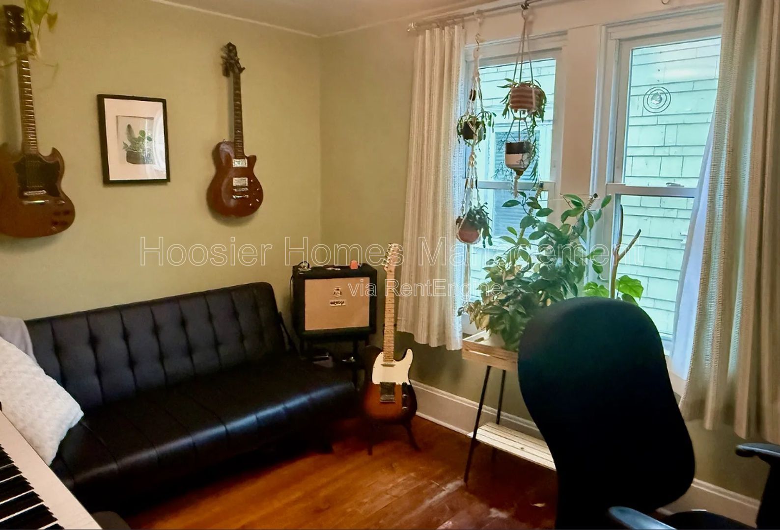 Gallery Image 13