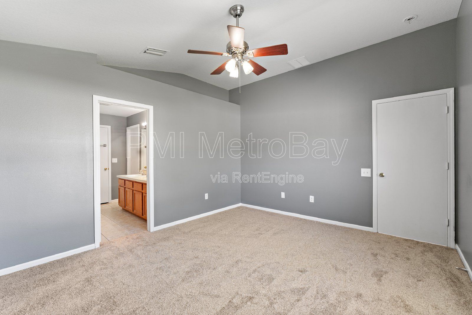 Gallery Image 33