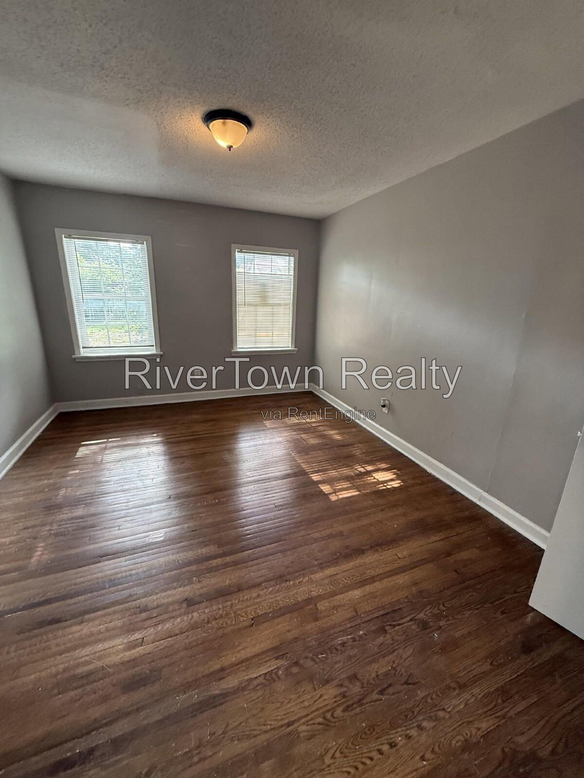 Gallery Image 17