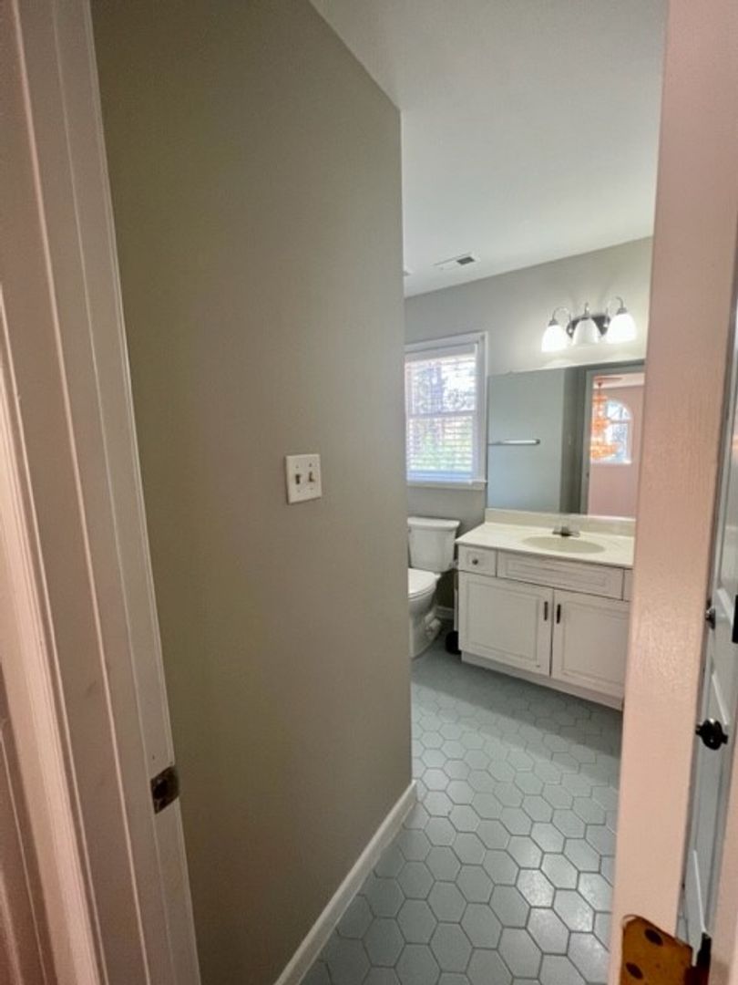 Gallery Image 32