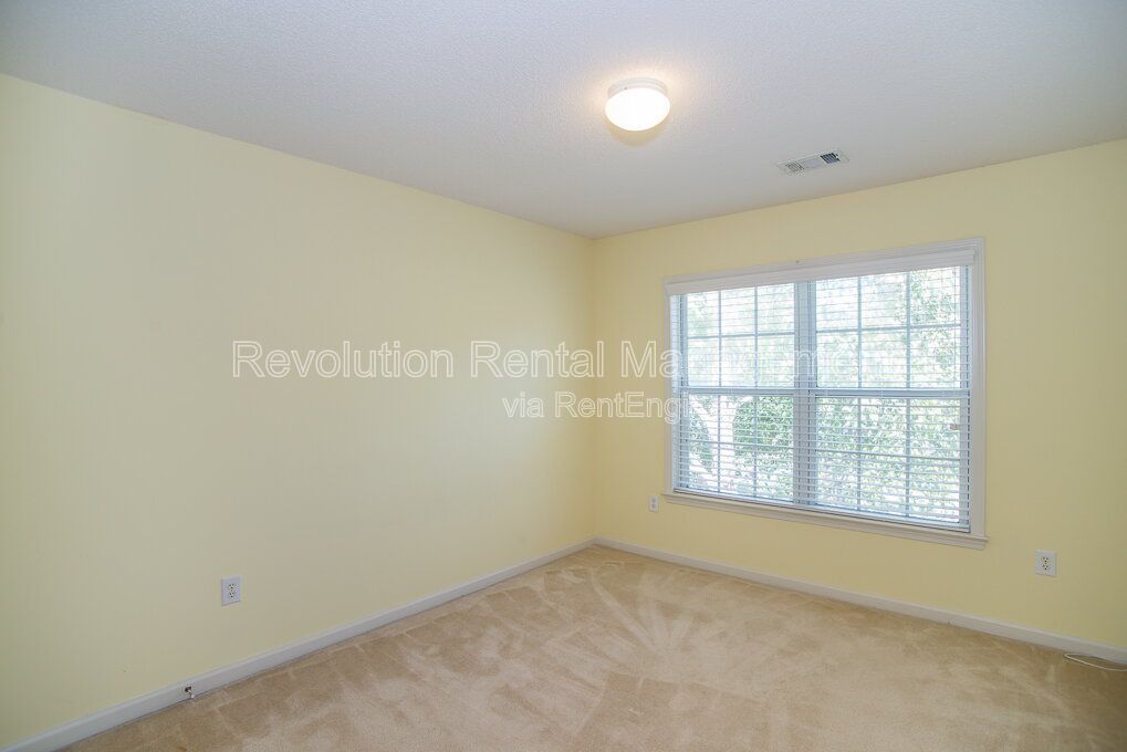 Gallery Image 19