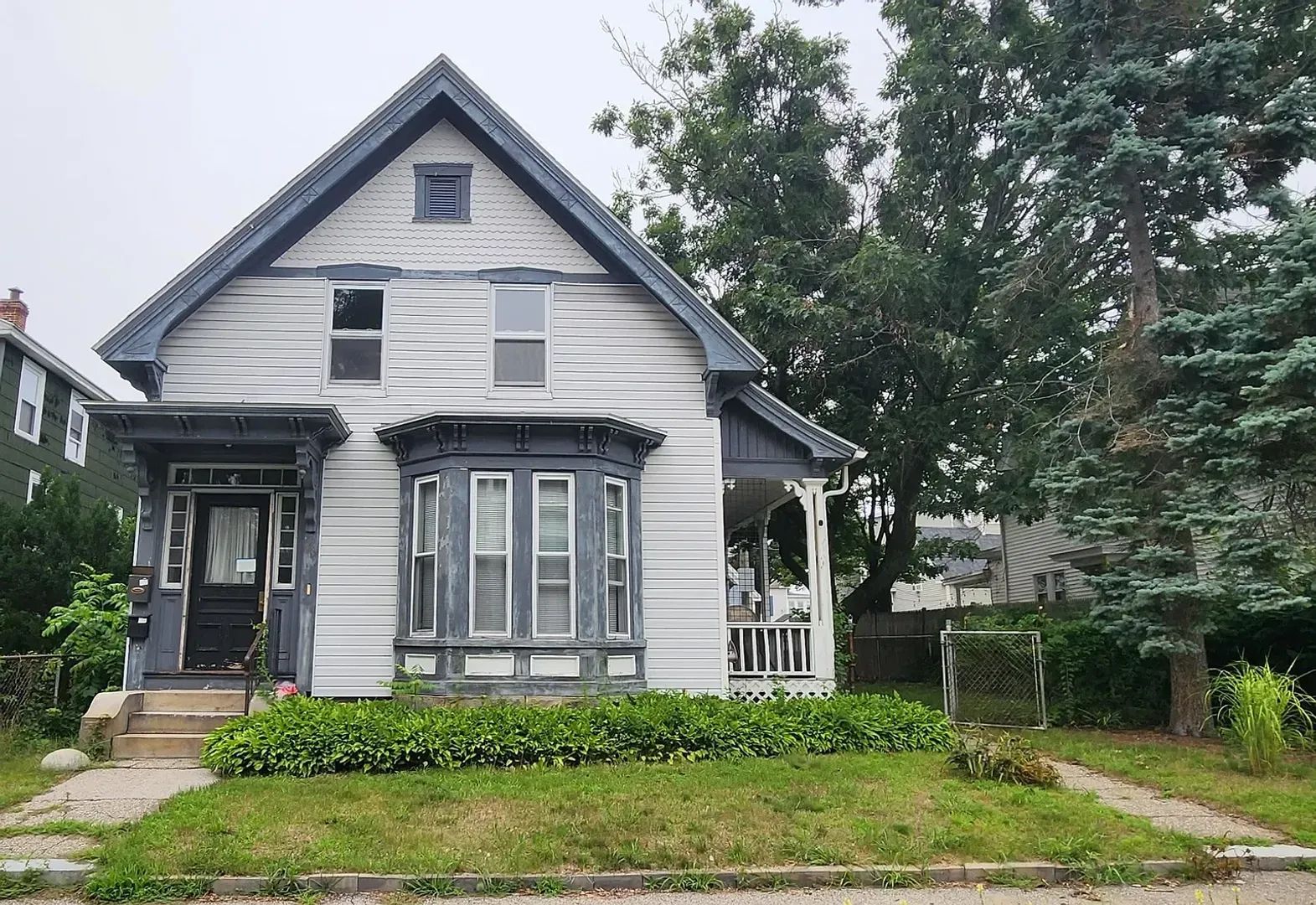 Gallery Image 0