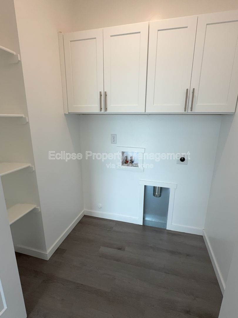 Gallery Image 25
