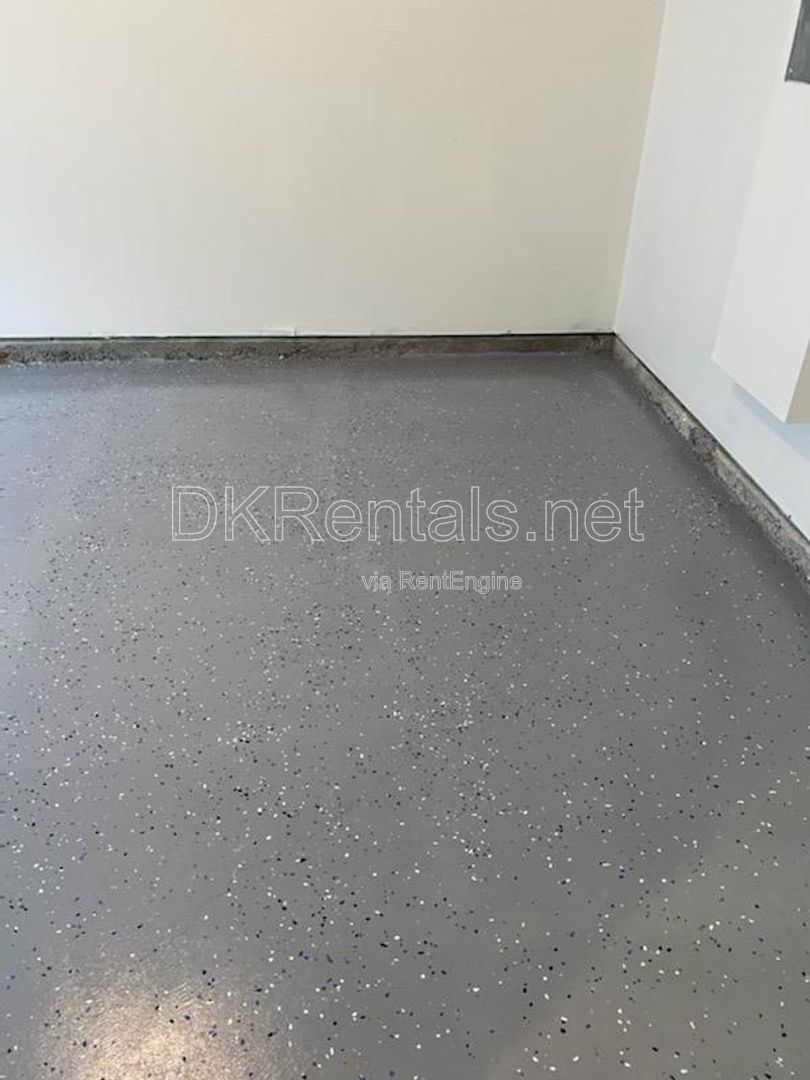 Gallery Image 18