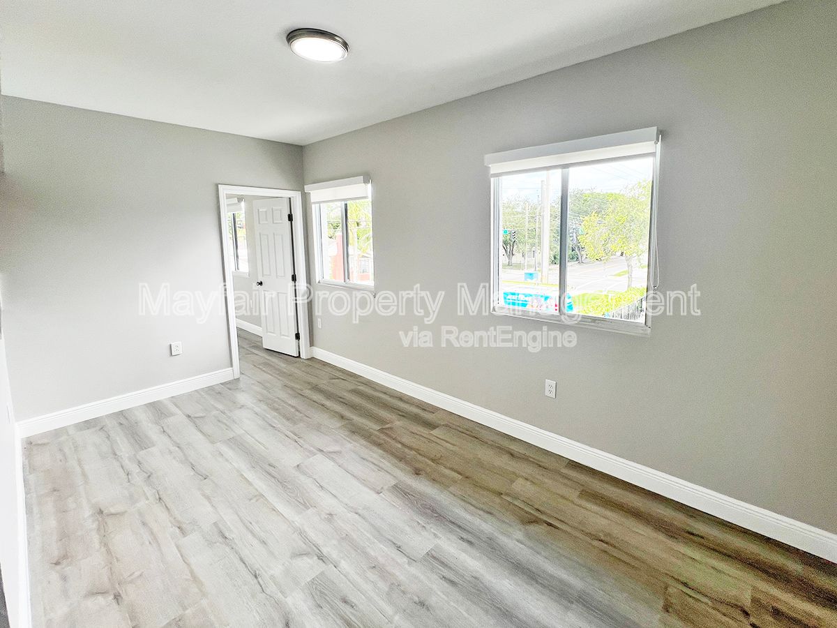 Gallery Image 17