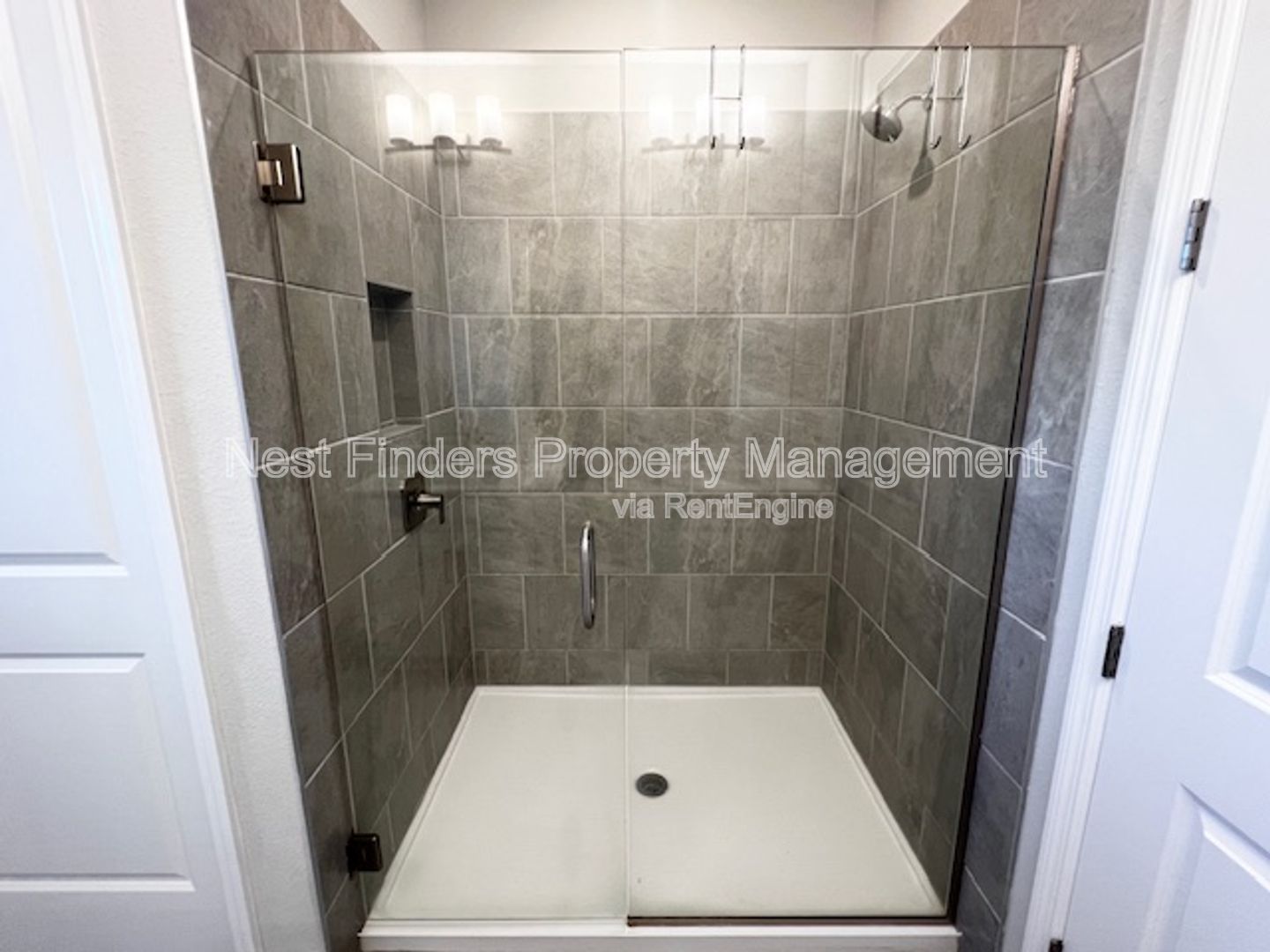 Gallery Image 16