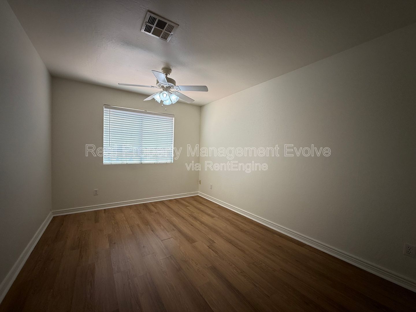 Gallery Image 32