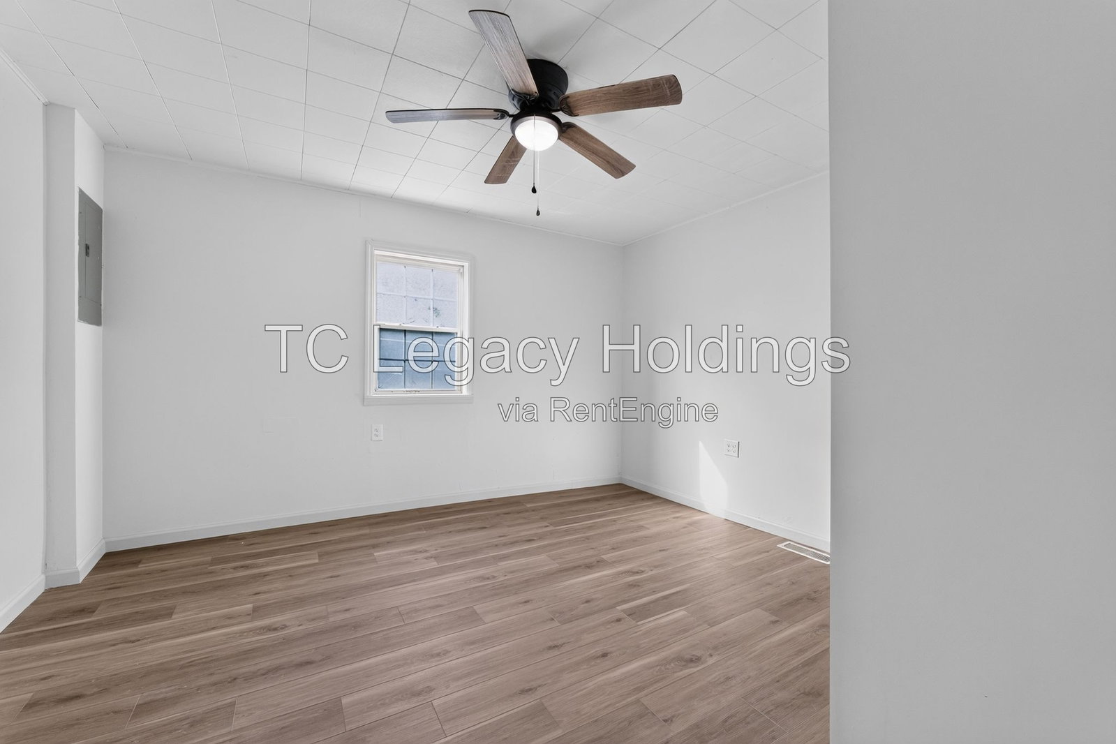 Gallery Image 18