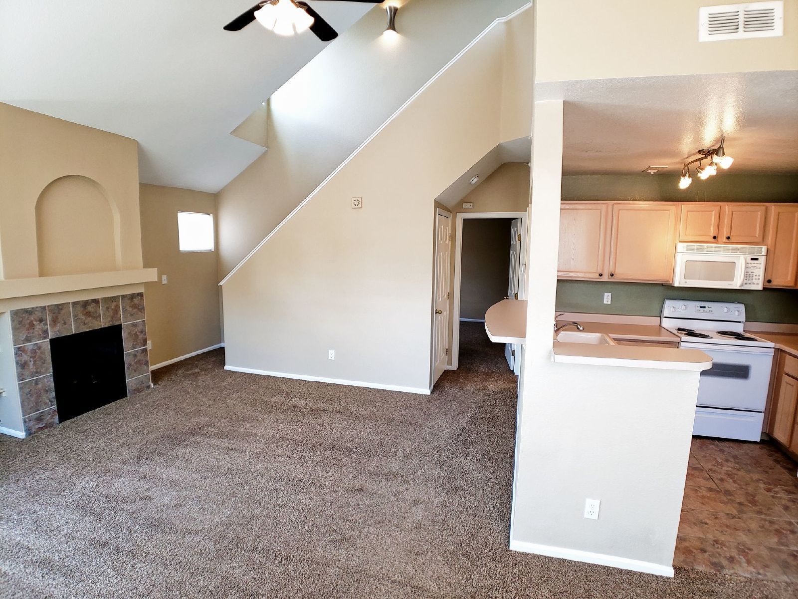 Gallery Image 0