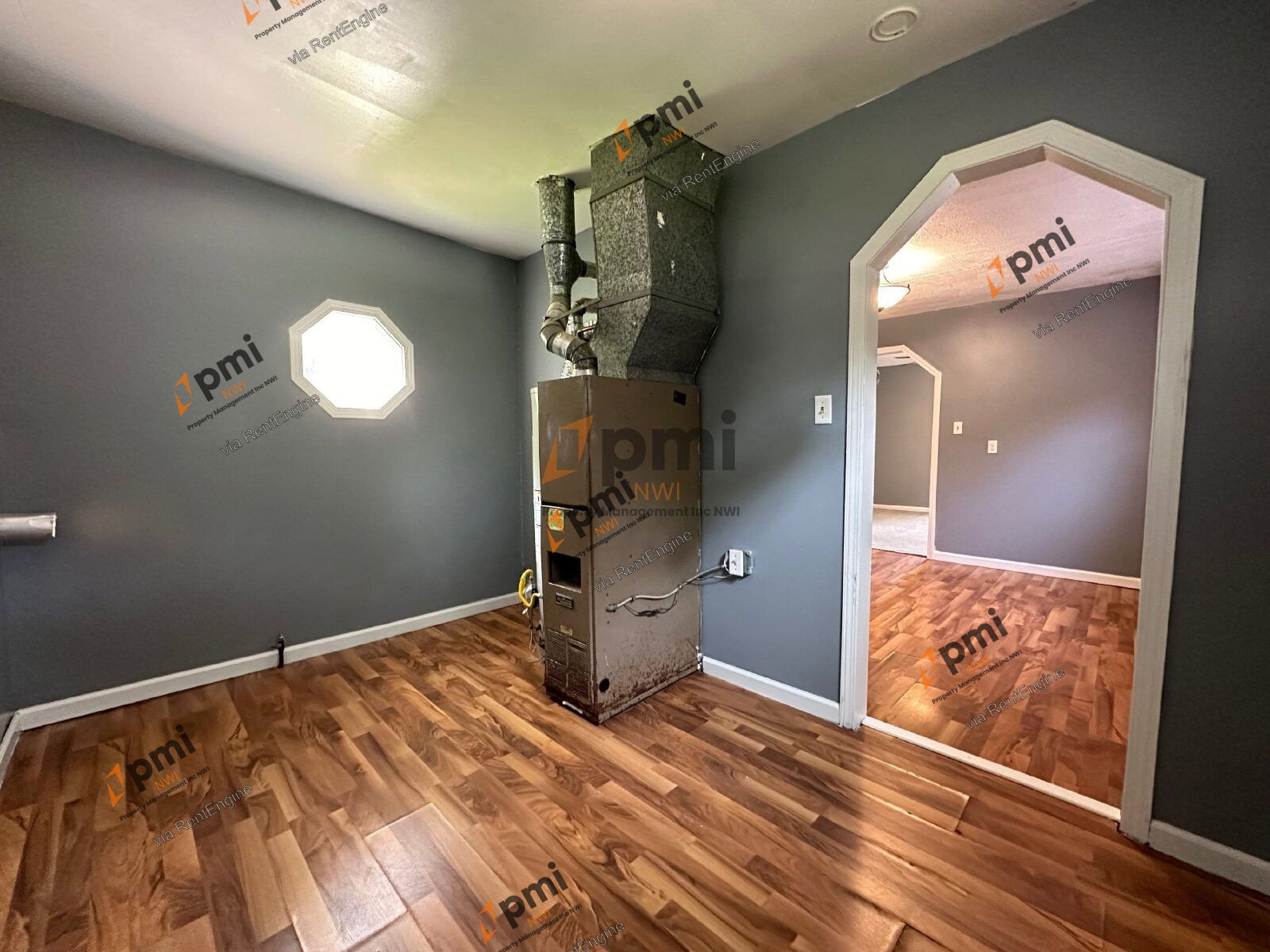 Gallery Image 13