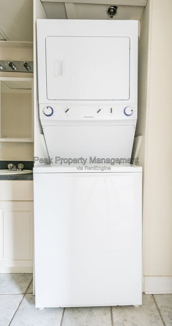 Gallery Image 14