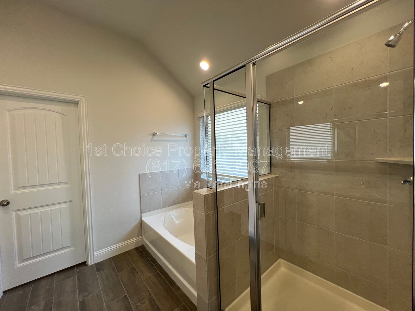 Gallery Image 38