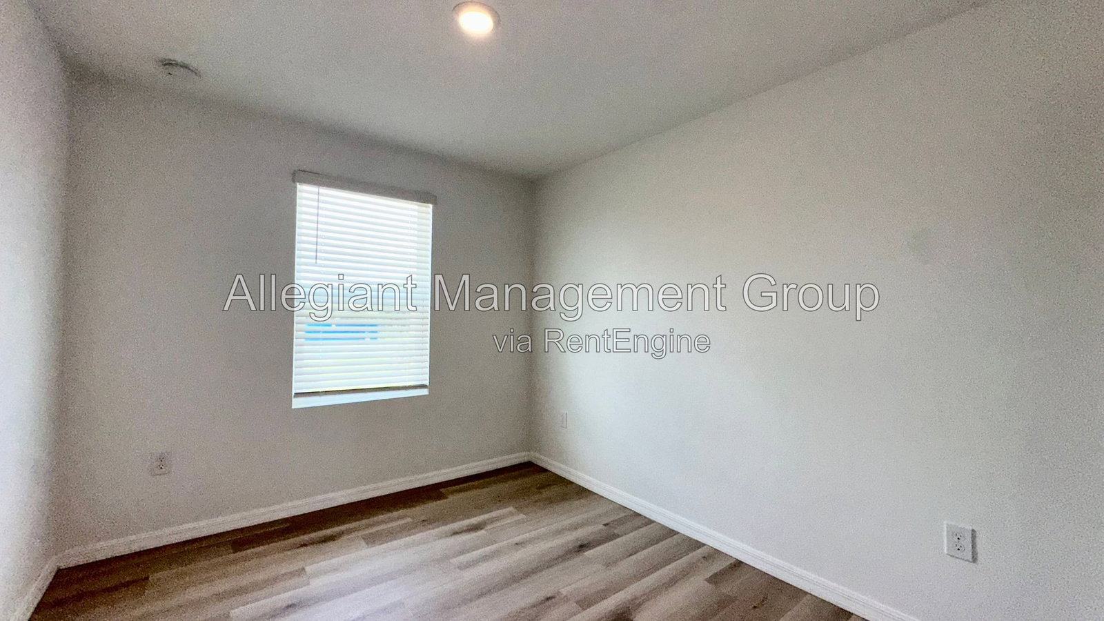 Gallery Image 25