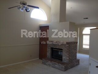 Gallery Image 0