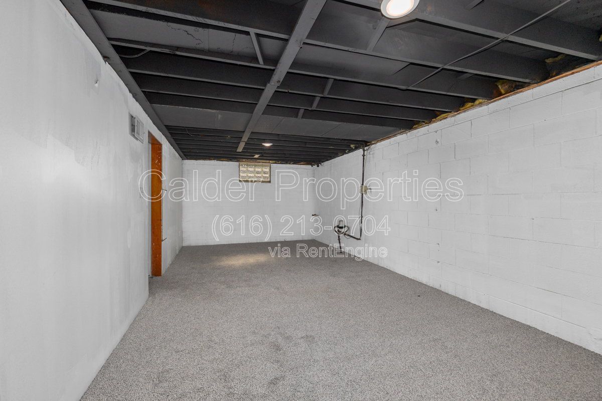 Gallery Image 16