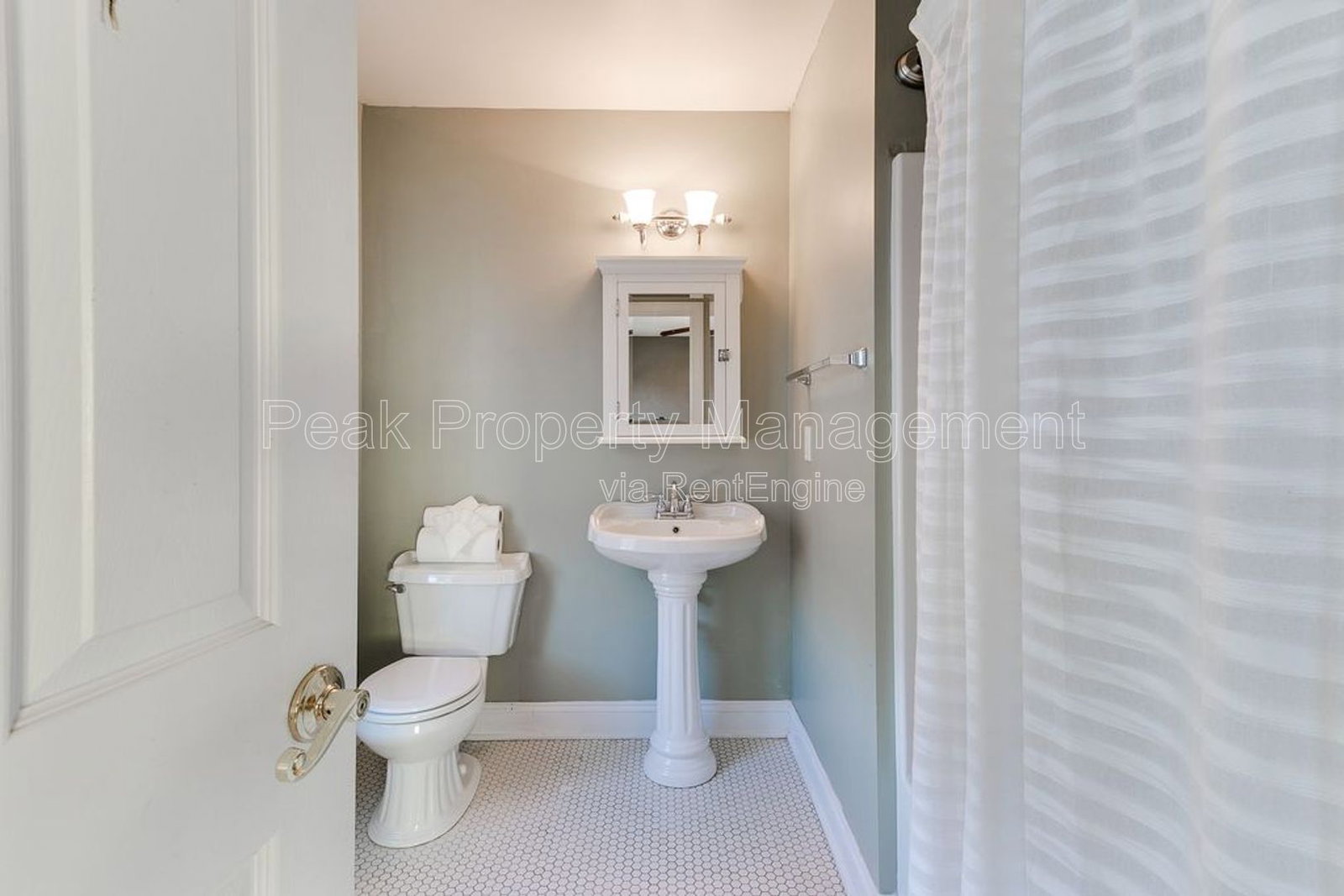 Gallery Image 16
