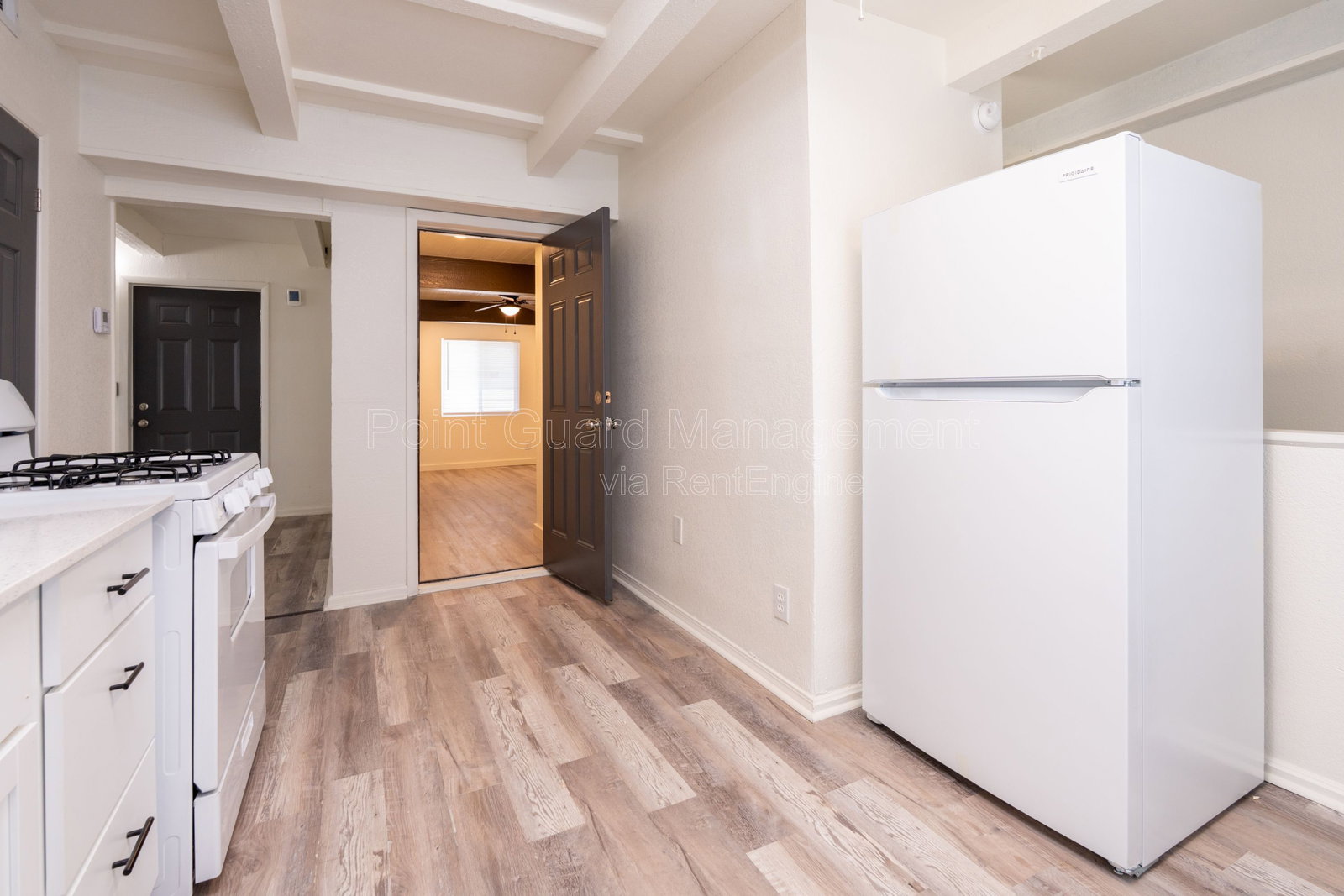 Gallery Image 17