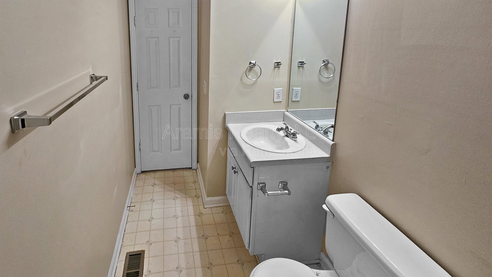 Gallery Image 13