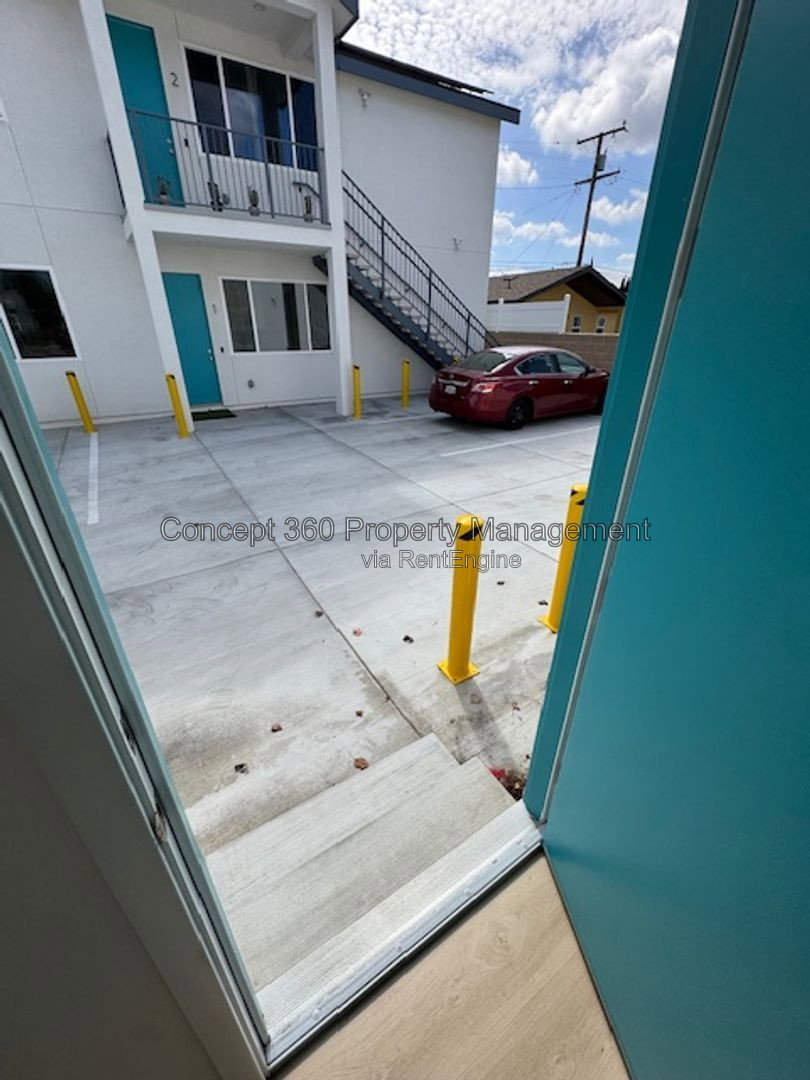 Gallery Image 18