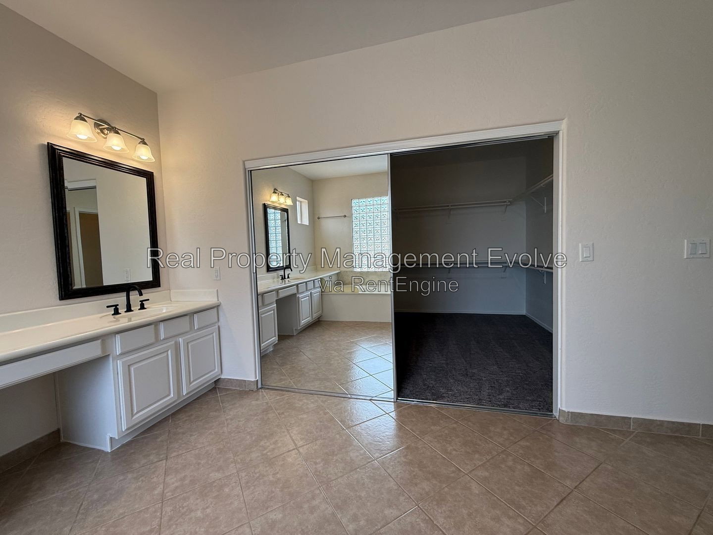 Gallery Image 42