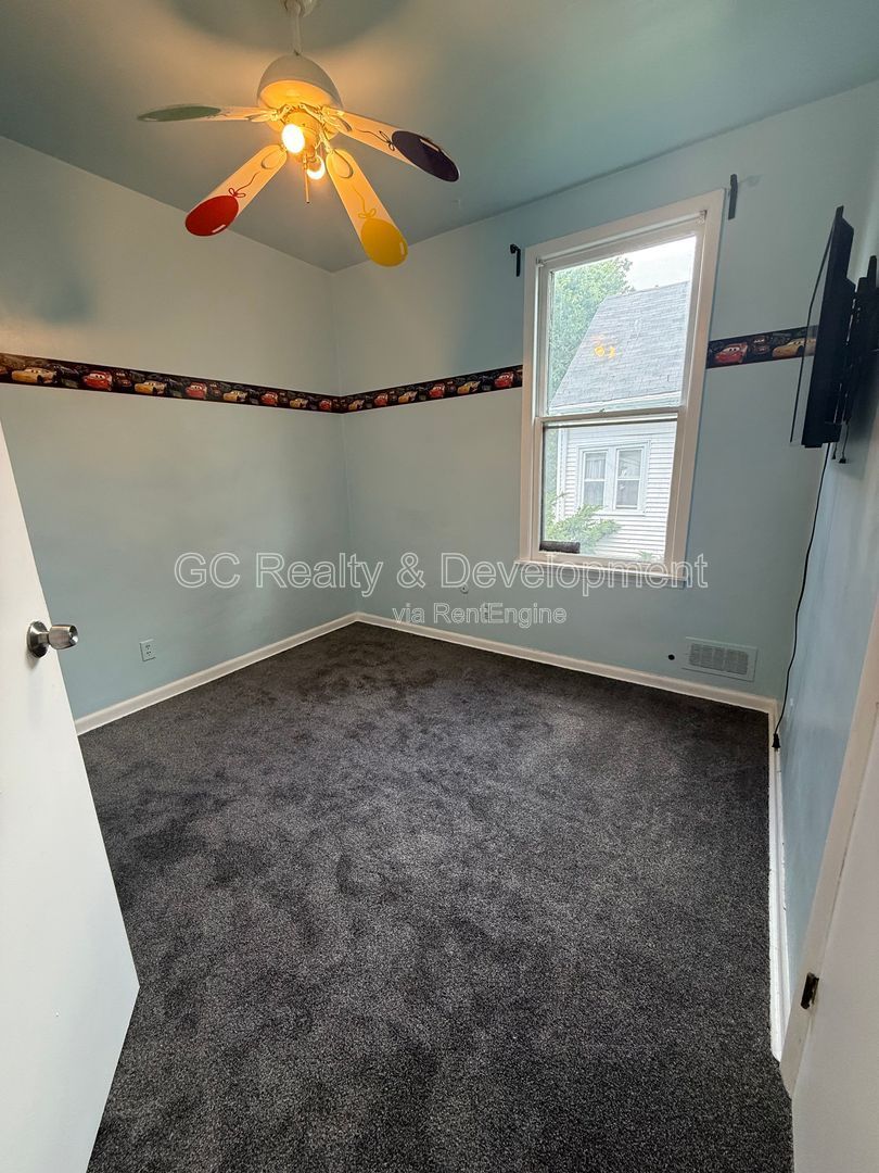 Gallery Image 10