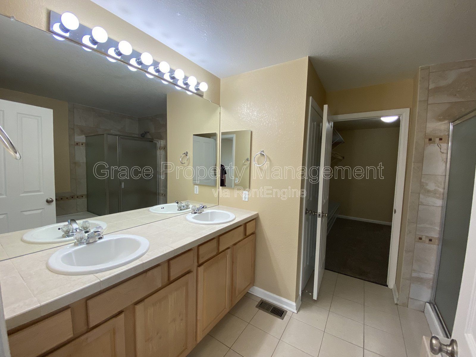 Gallery Image 21