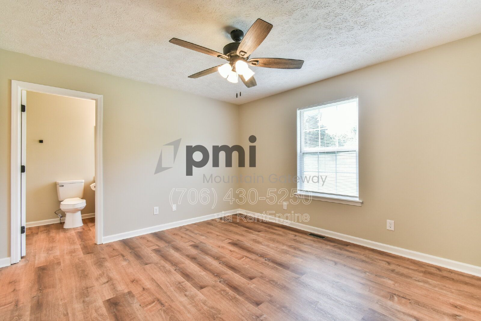 Gallery Image 19