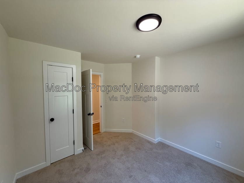 Gallery Image 19
