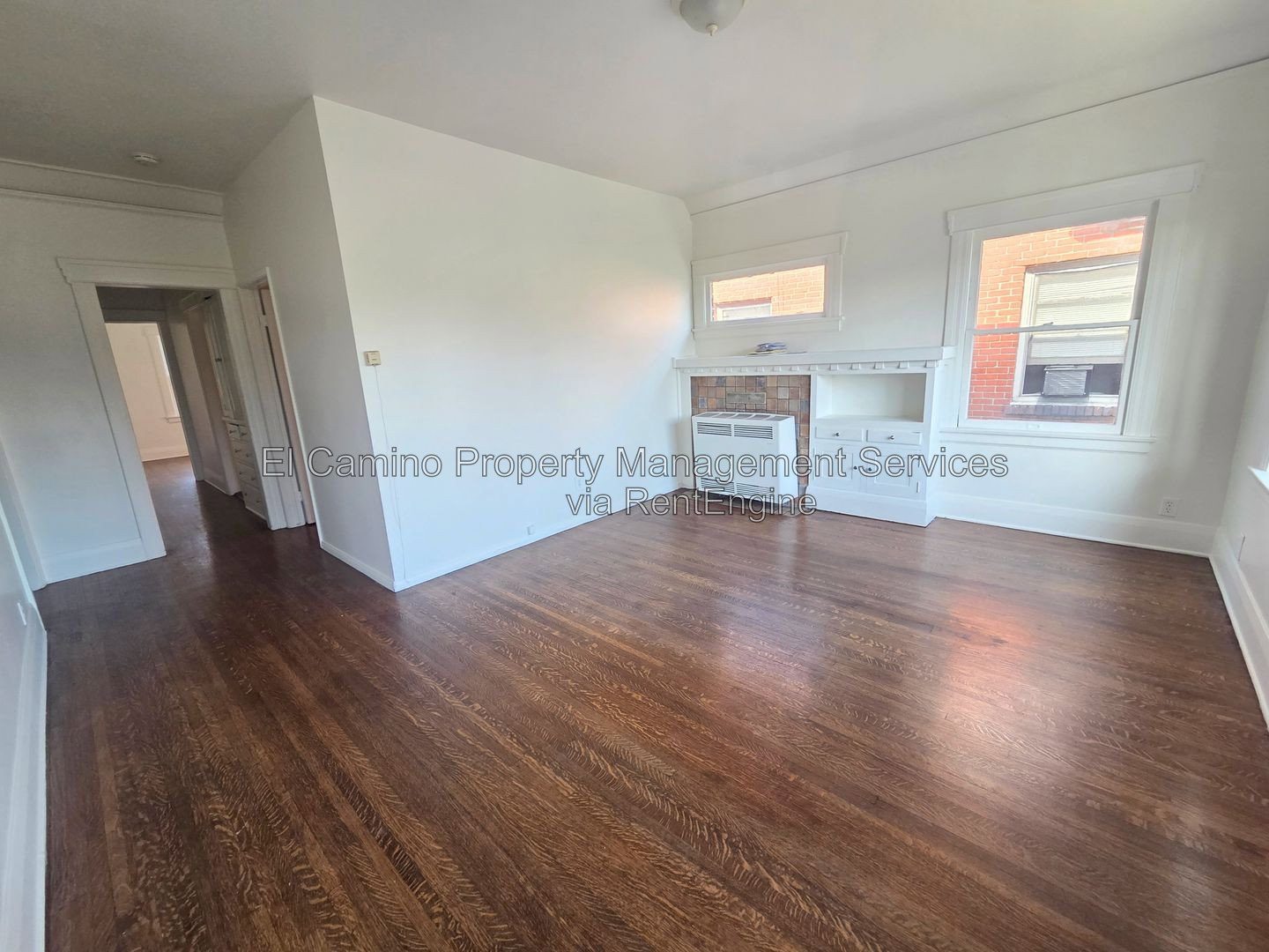 Gallery Image 0
