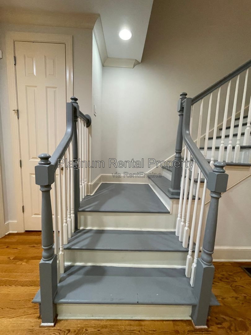 Gallery Image 40