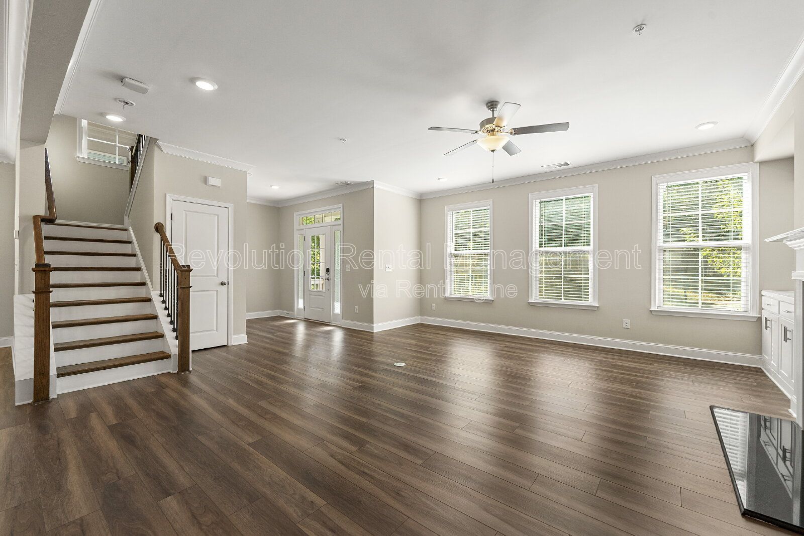 Gallery Image 15