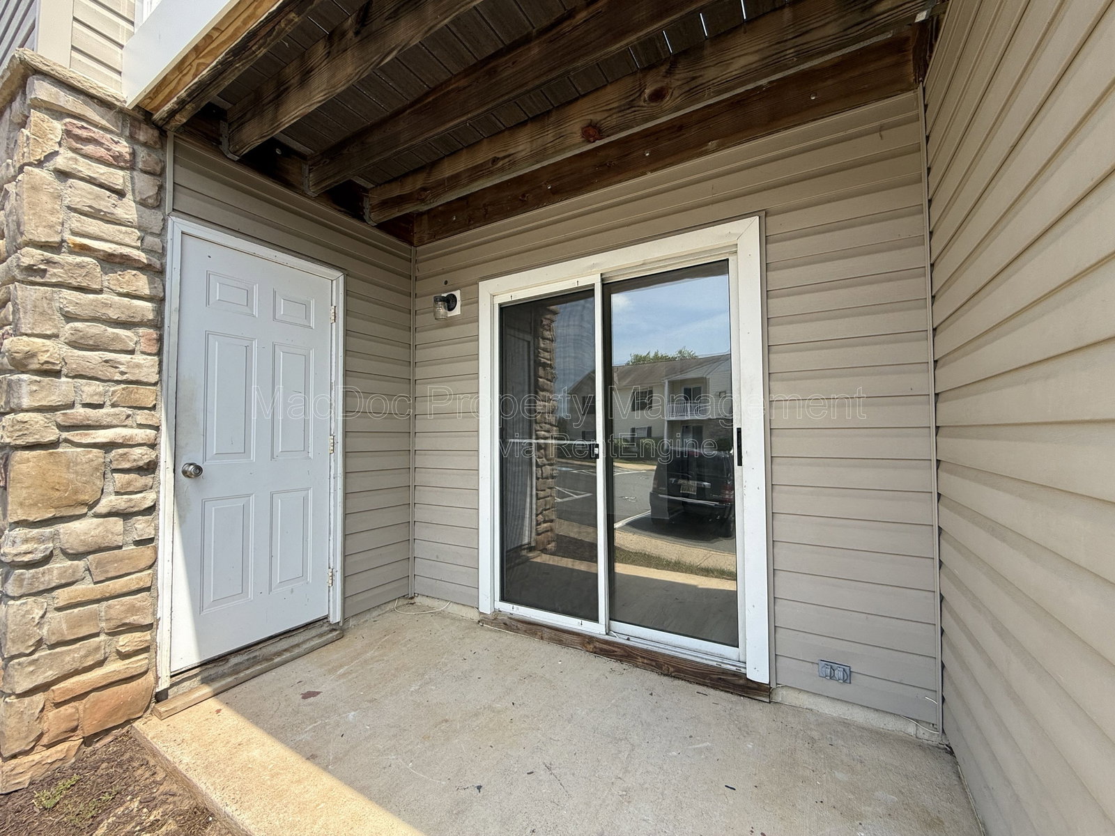 Gallery Image 17
