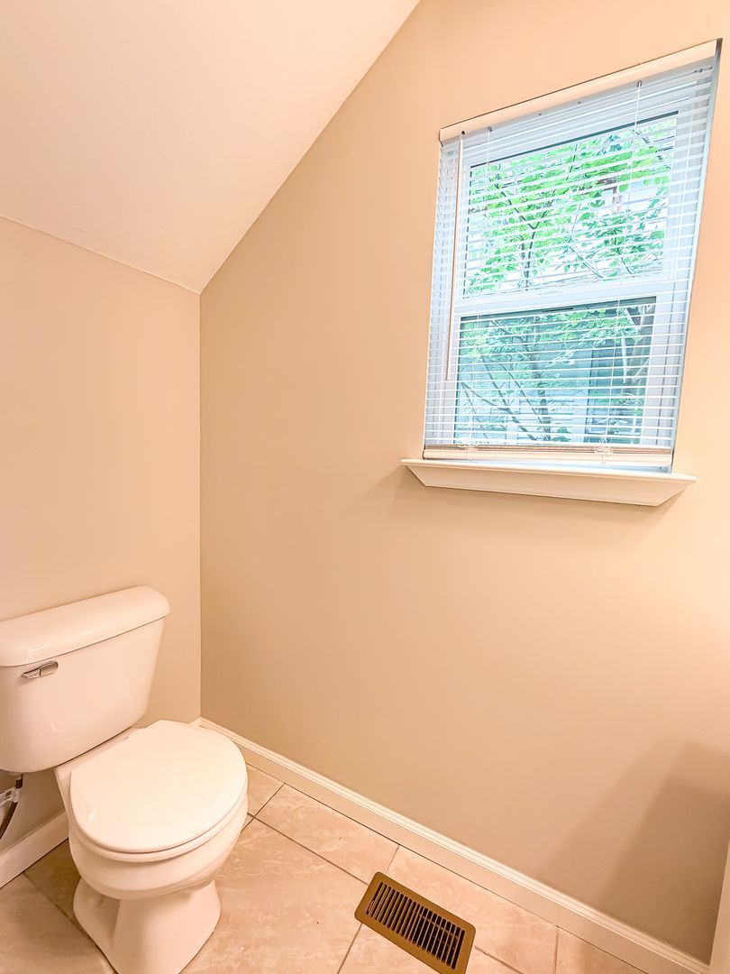 Gallery Image 18