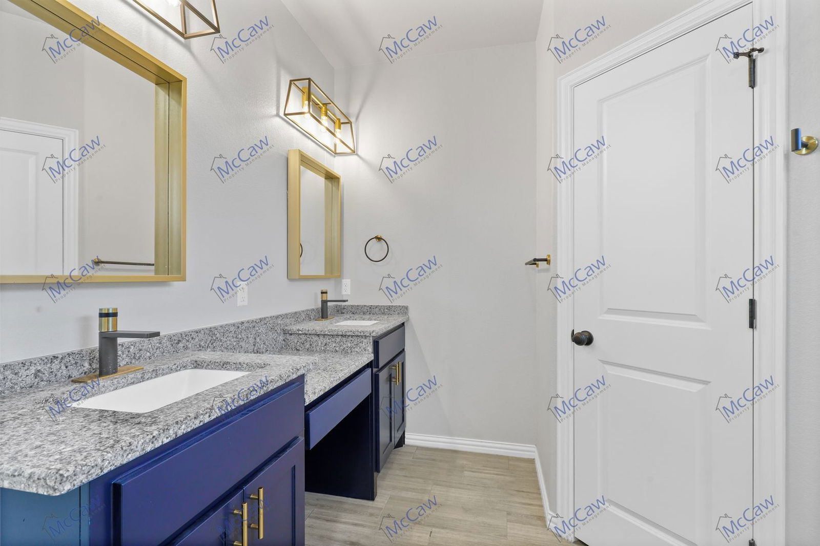 Gallery Image 14