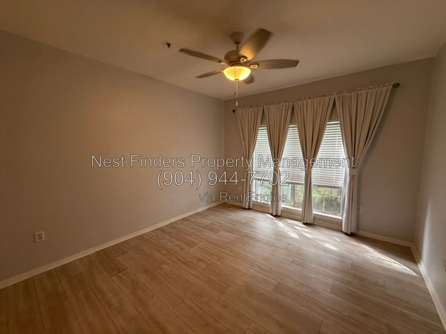 Gallery Image 16