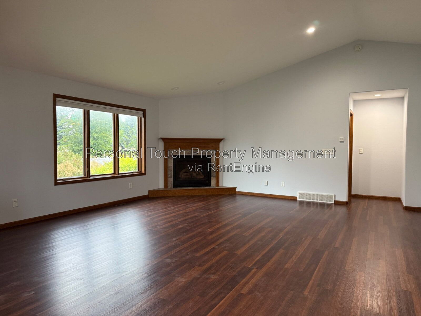 Gallery Image 16