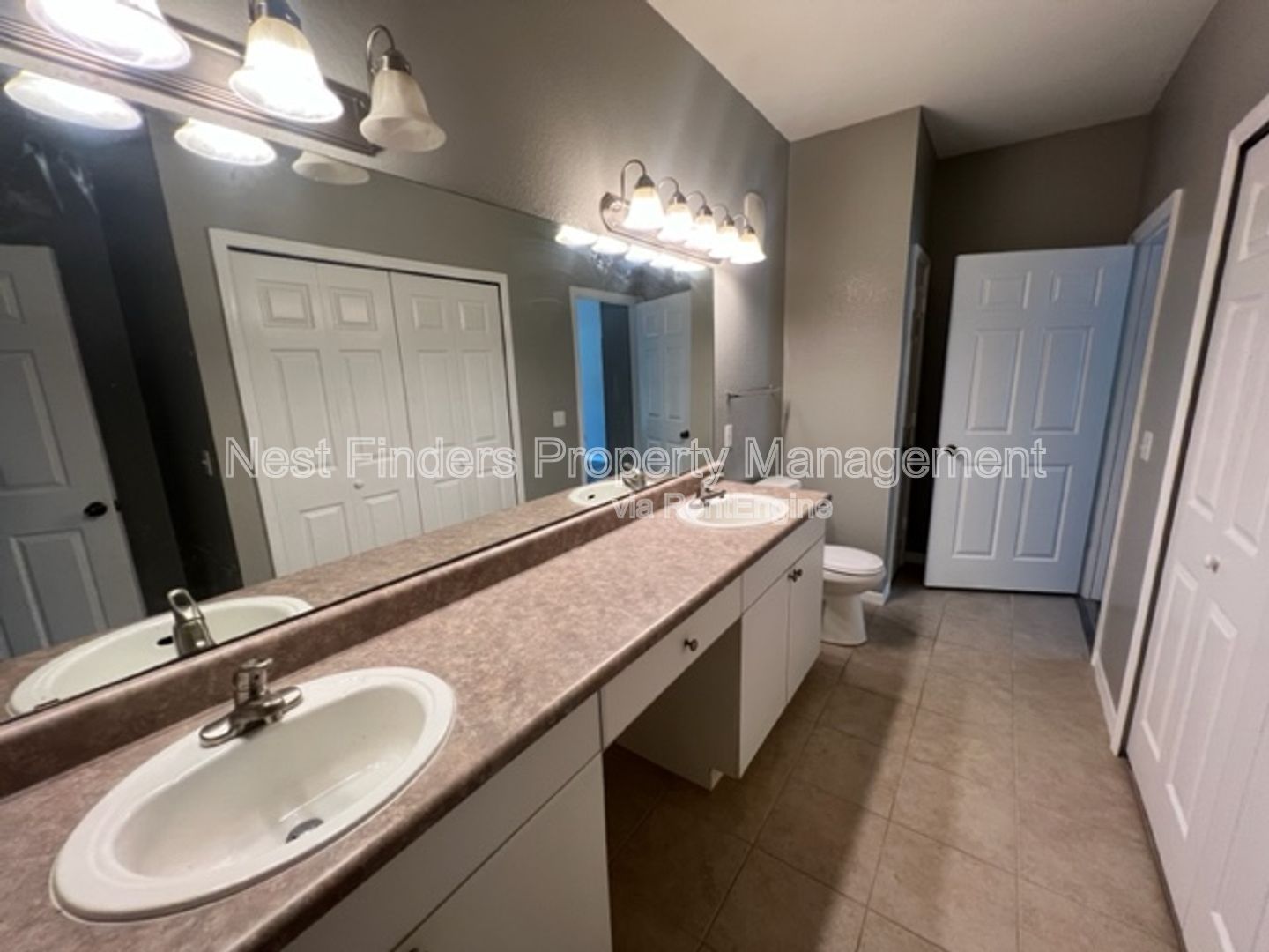 Gallery Image 11