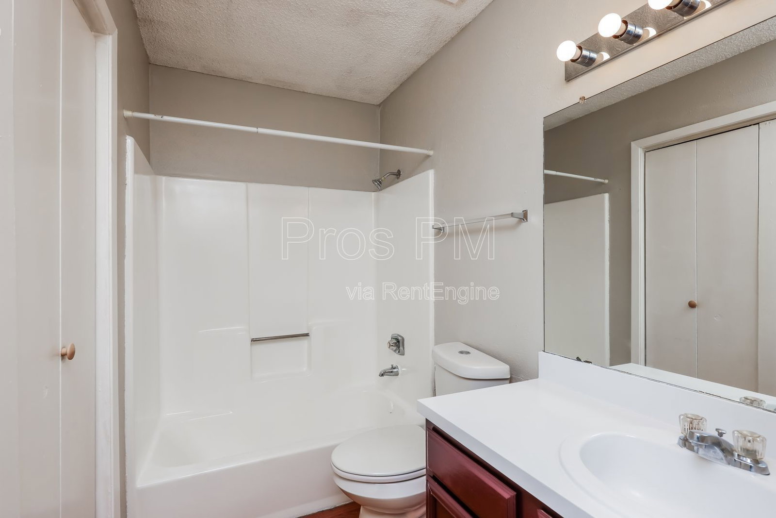 Gallery Image 19