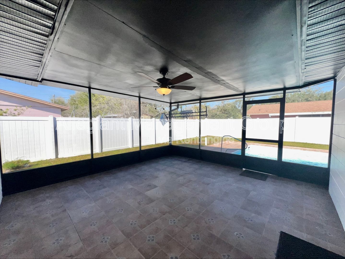 Gallery Image 19