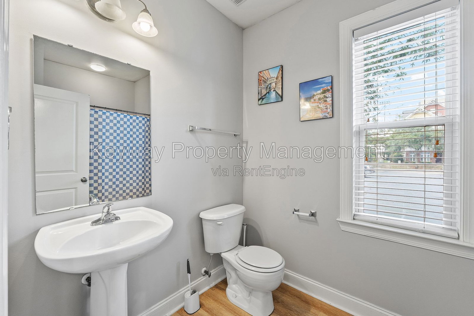 Gallery Image 16