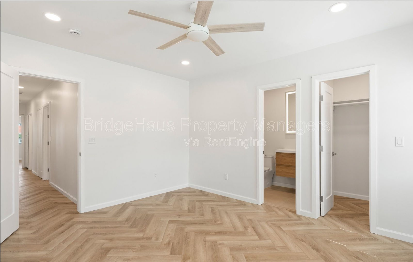 Gallery Image 20