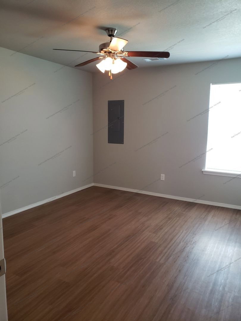 Gallery Image 8