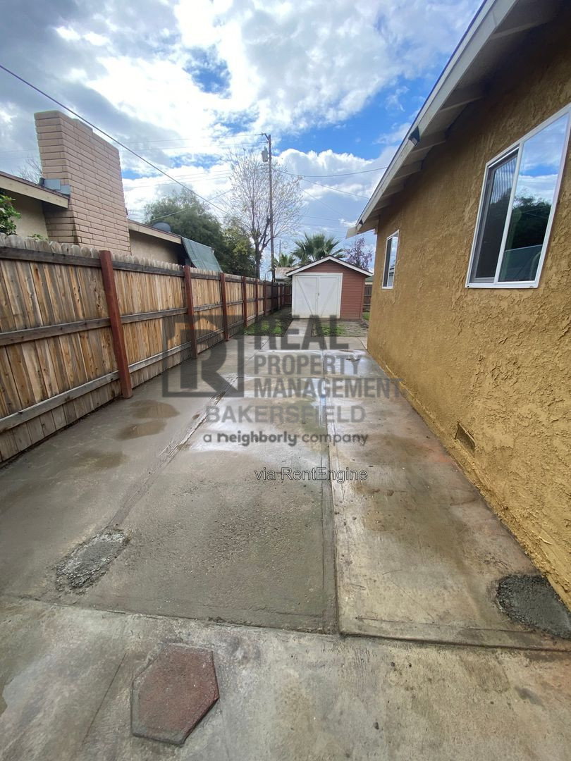 Gallery Image 17